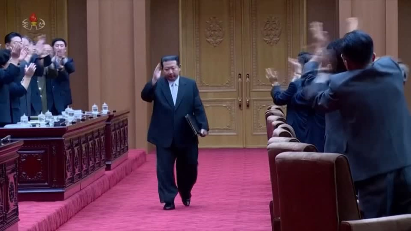 Kim Jong un Κιμ Γιονγκ Ουν