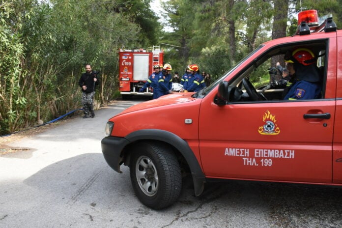 Διάσωση τραυματισμένου άνδρα στον Όλυμπο από Πυροσβεστική Υπηρεσία