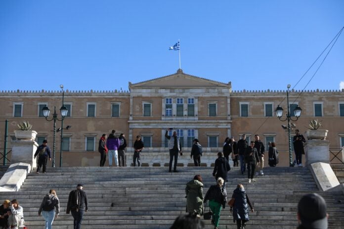 Θετικές Προοπτικές για την Ελληνική Οικονομία το 2024 και το 2025