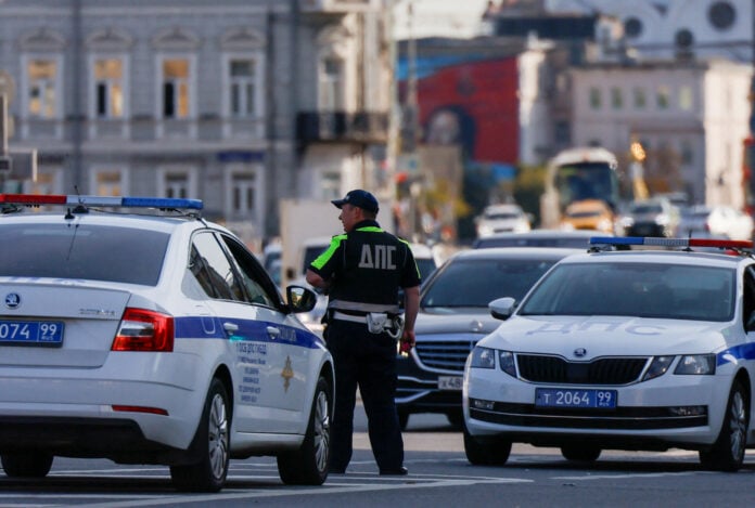 Επίθεση με σφυρί σε σχολείο στη Ρωσία προκαλεί τραυματισμούς και ανησυχία για την ασφάλεια των μαθητών