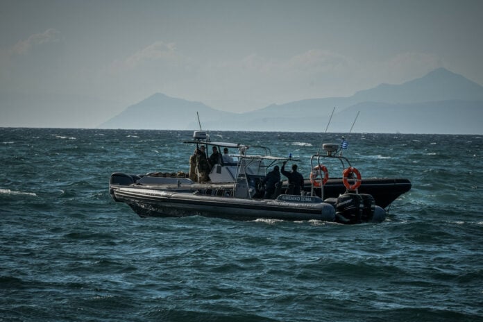 Νεκρός εντοπίστηκε 16χρονος κολυμβητής στην παραλία Αλίμου