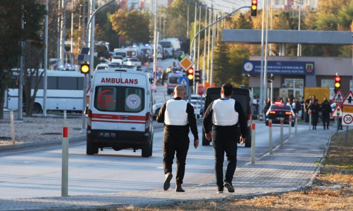 Τρομοκρατική επίθεση στην Τουρκική Αεροπορική και Διαστημική Βιομηχανία με θύματα και τραυματίες